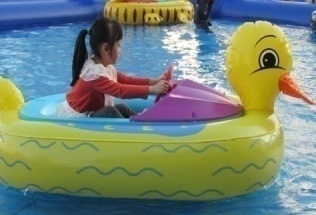 Bumper Boat (SMALL) Battery Operated Water Games