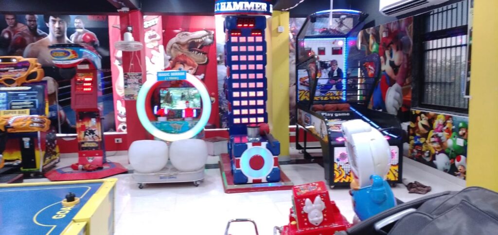 : Gaming Center on Sale - Ahmedabad